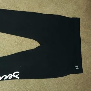 Victoria's secret yoga capri pants
